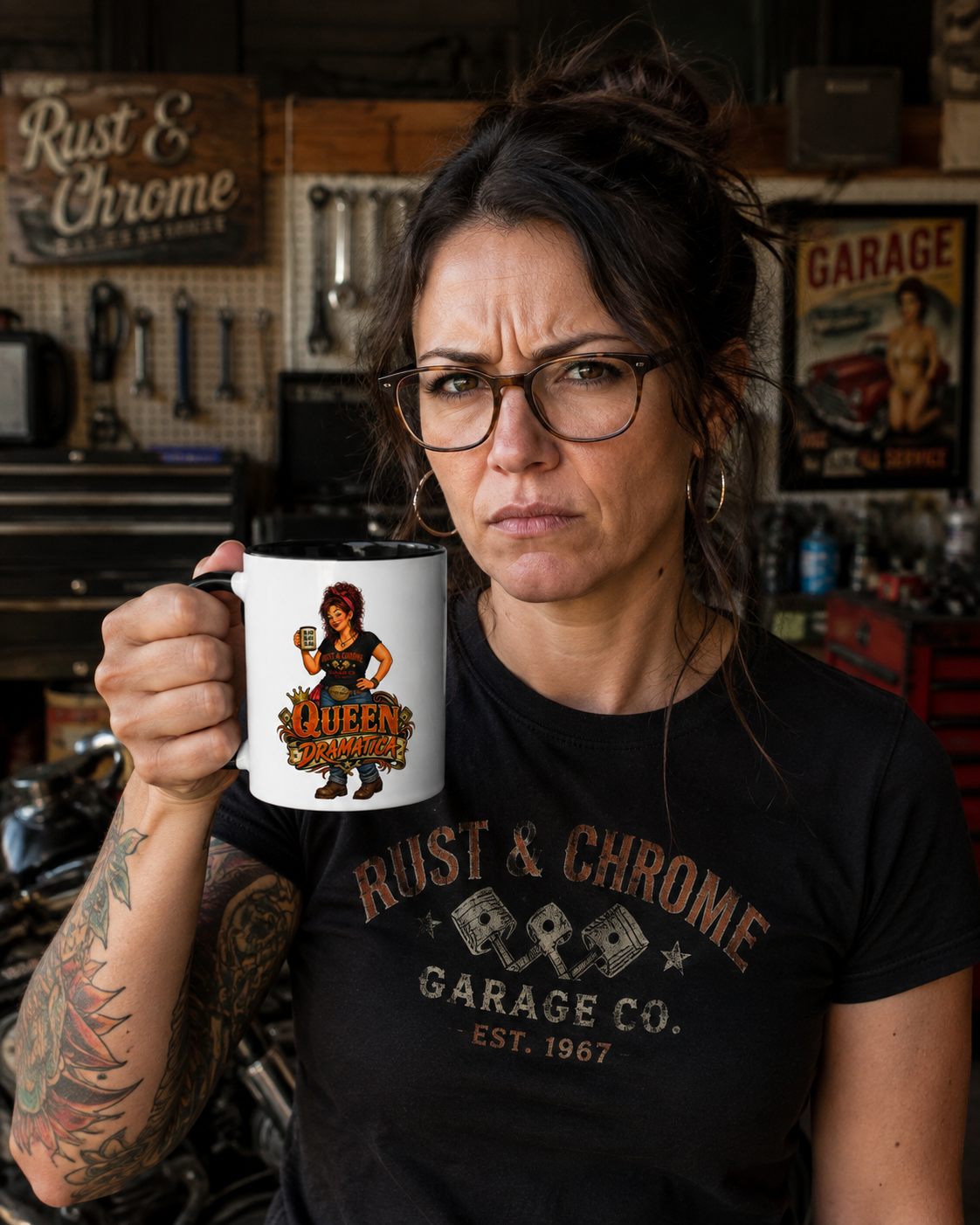 QUEEN DRAMATICA COFFE MUG
